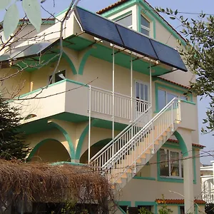 https://apartments-tina-lopar.primorje-gorskikotar.com